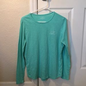 Mint blue Vineyard Vines long sleeve top!